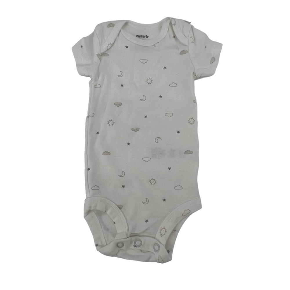 Carter's Newborn White Gray Short Sleeve Sun Star Moon Cloud Print Bodysuit